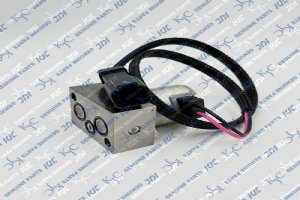 702-21-57400 для PC200-7 PC220-7 PC200-8 Соленоидный клапан Гидравлический насос Соленоидный клапан: