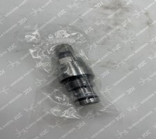 4372684 Клапан для Hitachi ZAX110