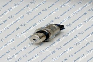 KM16-P03 4488580 Датчик высокого давления для экскаватора SH200 SH240 SH300