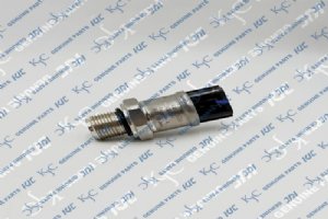 KM16-P03 4488580 Датчик высокого давления для экскаватора SH200 SH240 SH300