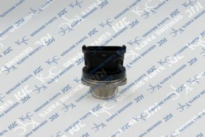 0-281-006-364 Датчик давления топлива Common Rail совместим с двигателем Volvo