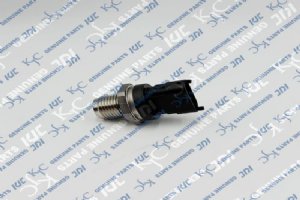 0-281-006-364 Датчик давления топлива Common Rail совместим с двигателем Volvo