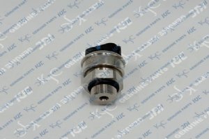KHR10301 Датчик давления KM15-P02 KM15-P04 для Sumitomo SH200 SH240 SH350 CS210