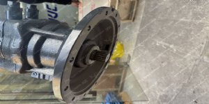 350-5G Hitachi Swing Motor Travel Motor Assy